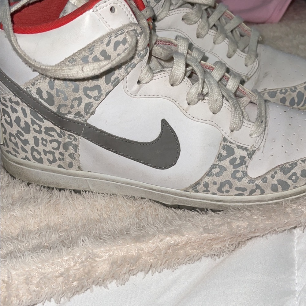 Nike dunk tennis shoes